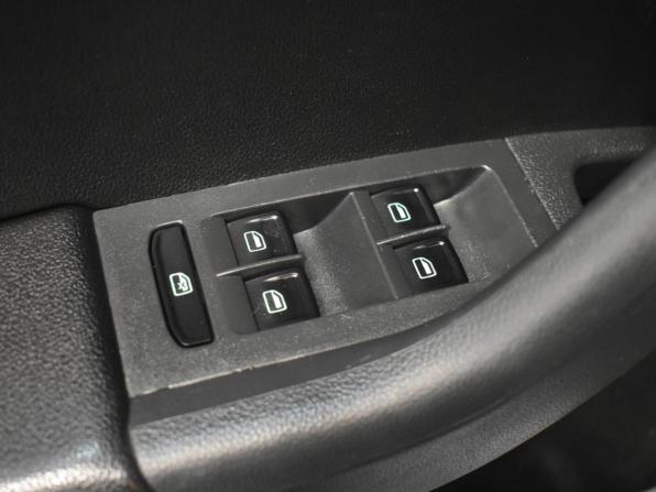 Skoda Octavia III (A7) с пробегом 2015 года, цена 990 000 рублей, 213385 км, лифтбек, Автокод Объявления