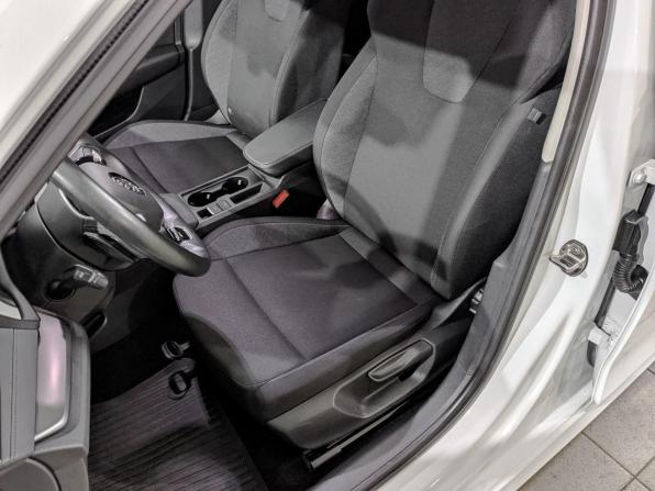Skoda Octavia IV (A8) с пробегом 2021 года, цена 2 370 000 рублей, 75847 км, лифтбек, Автокод Объявления