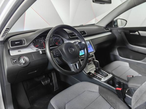 Volkswagen Passat B7 с пробегом 2014 года, цена 1 259 000 рублей, 252344 км, универсал, Автокод Объявления
