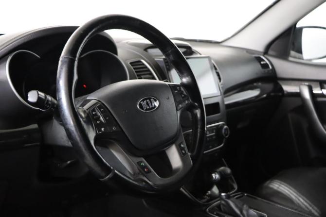 Kia Sorento II Рестайлинг с пробегом 2016 года, цена 1 879 990 рублей, 123323 км, внедорожник, Автокод Объявления