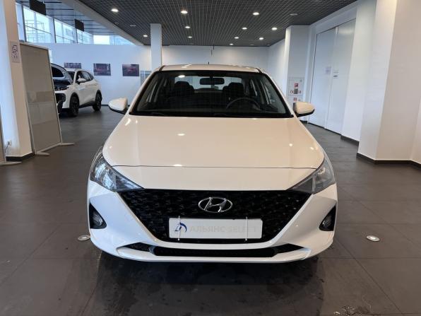 Hyundai Solaris II Рестайлинг с пробегом 2022 года, цена 1 774 000 рублей, 97425 км, седан, Автокод Объявления