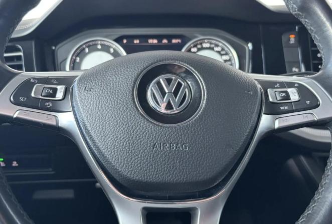 Volkswagen Touareg III с пробегом 2019 года, цена 3 465 000 рублей, 260415 км, внедорожник, Автокод Объявления