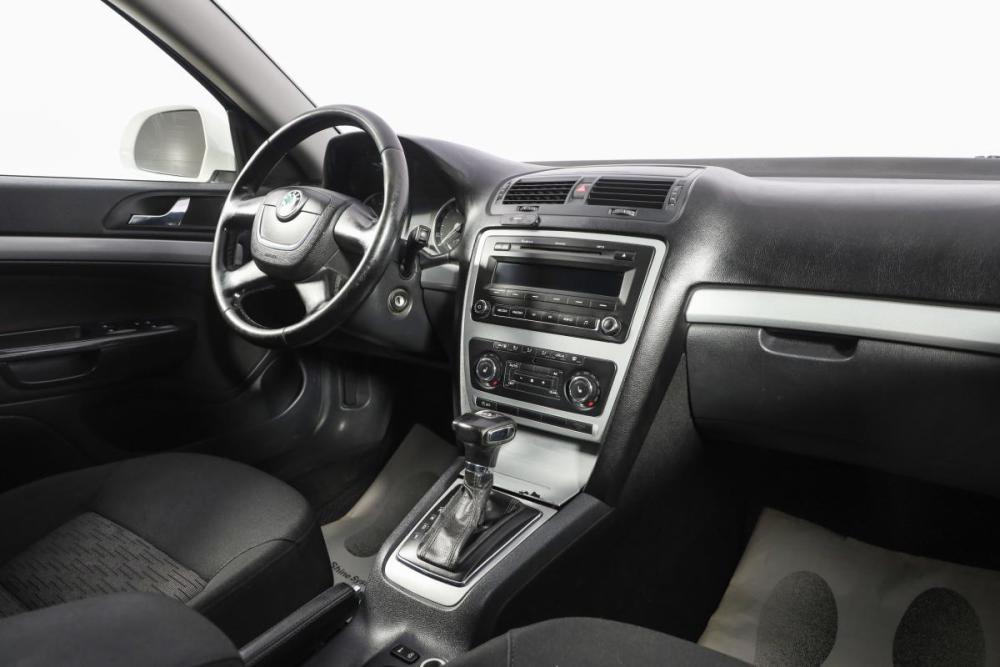 Skoda Octavia II (A5) Рестайлинг Новосибирск  - изображение 10