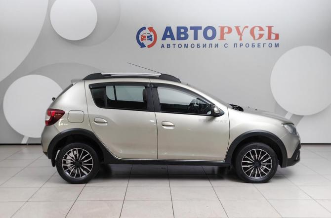 Renault Sandero II Рестайлинг с пробегом 2020 года, цена 1 248 000 рублей, 95831 км, хэтчбек, Автокод Объявления
