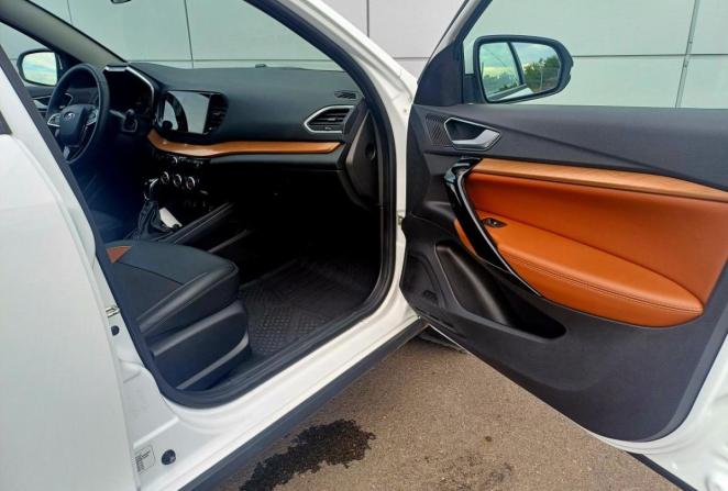 Lada (ВАЗ) Vesta I Рестайлинг (NG) с пробегом 2024 года, цена 1 360 000 рублей, 49474 км, универсал, Автокод Объявления