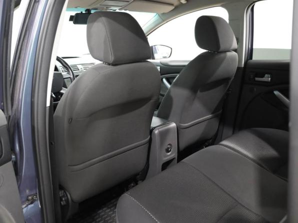 Ford Kuga I с пробегом 2012 года, цена 1 259 000 рублей, 254227 км, внедорожник, Автокод Объявления