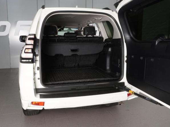 Toyota Land Cruiser Prado 150 Series Рестайлинг 2 с пробегом 2019 года, цена 5 490 000 рублей, 147682 км, внедорожник, Автокод Объявления