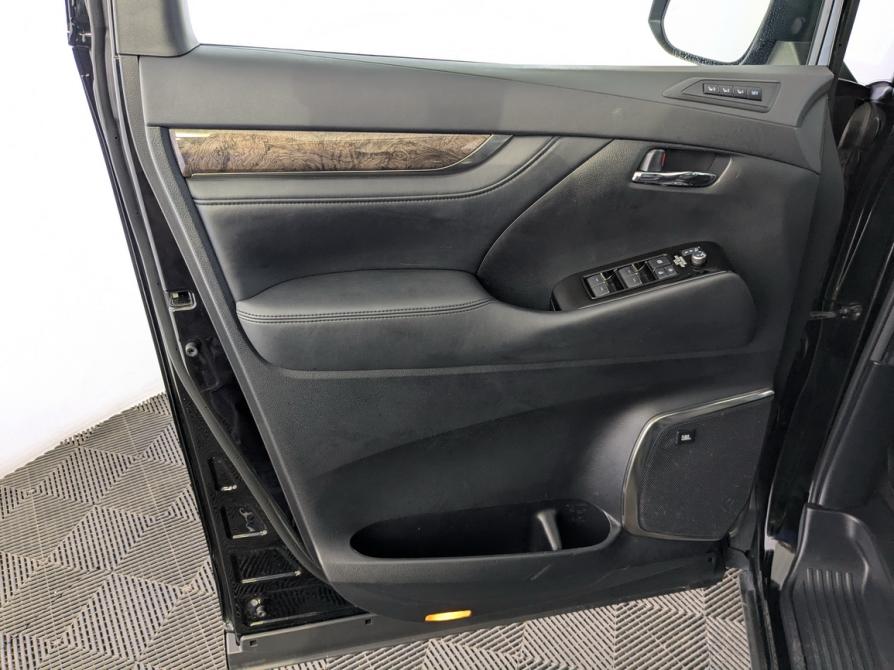 Toyota Alphard III Рестайлинг Москва  - изображение 19