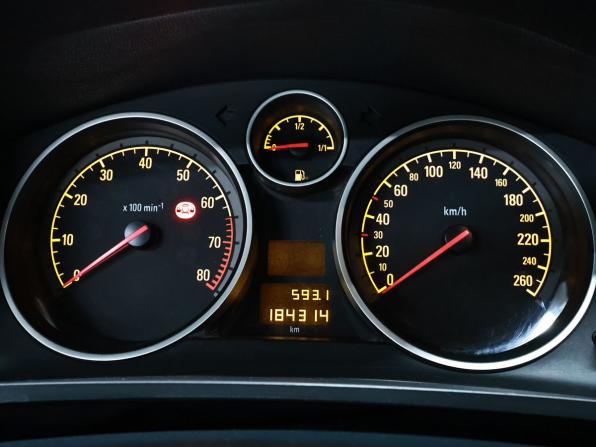 Opel Zafira B Рестайлинг с пробегом 2011 года, цена 795 000 рублей, 184313 км, компактвэн, Автокод Объявления