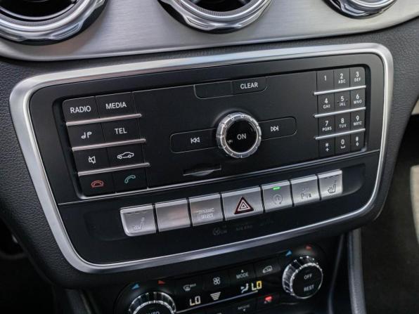 Mercedes-Benz GLA I (X156) Рестайлинг с пробегом 2018 года, цена 1 899 000 рублей, 92897 км, внедорожник, Автокод Объявления