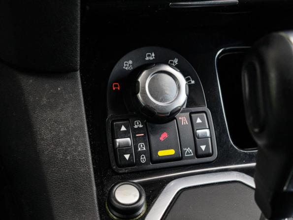 Land Rover Discovery IV с пробегом 2010 года, цена 1 370 000 рублей, 357591 км, внедорожник, Автокод Объявления