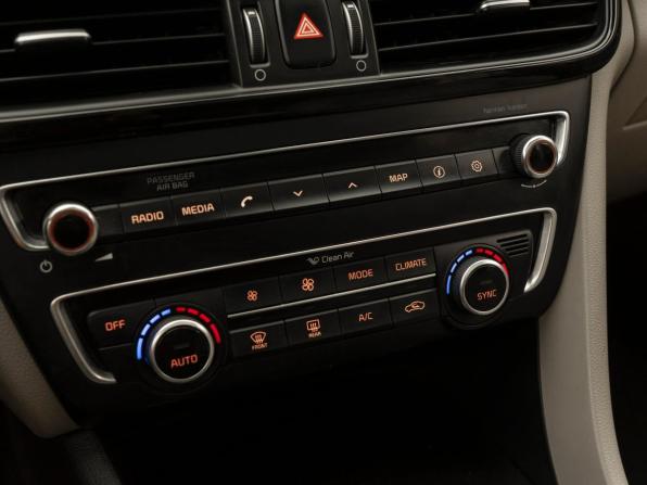Kia Optima IV с пробегом 2015 года, цена 1 630 000 рублей, 199123 км, седан, Автокод Объявления