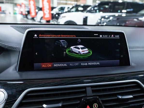 BMW 7 серии VI (G11/G12) Рестайлинг с пробегом 2021 года, цена 5 899 700 рублей, 112000 км, седан, Автокод Объявления