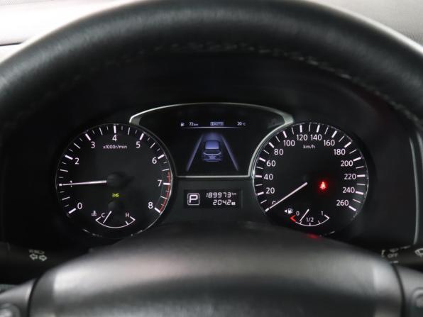 Nissan Pathfinder IV с пробегом 2015 года, цена 1 799 000 рублей, 189972 км, внедорожник, Автокод Объявления
