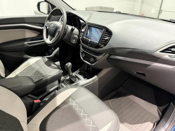Lada (ВАЗ) Vesta I с пробегом 2021 года, цена 1 372 975 рублей, 44810 км, универсал, Автокод Объявления
