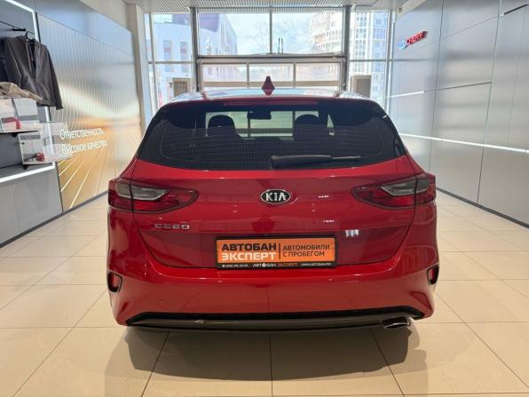 Kia Ceed III с пробегом 2018 года, цена 1 569 000 рублей, 75000 км, хэтчбек, Автокод Объявления