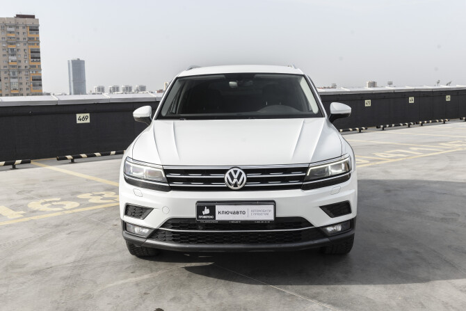 Volkswagen Tiguan II с пробегом 2017 года, цена 2 649 000 рублей, 141000 км, внедорожник, Автокод Объявления