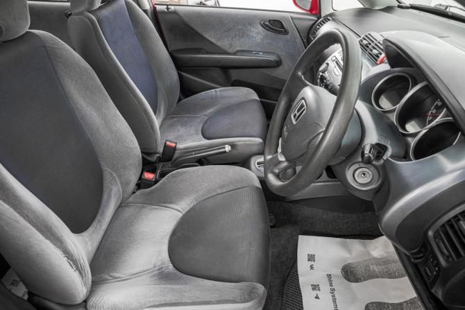 Honda Fit I с пробегом 2001 года, цена 379 000 рублей, 227000 км, хэтчбек, Автокод Объявления