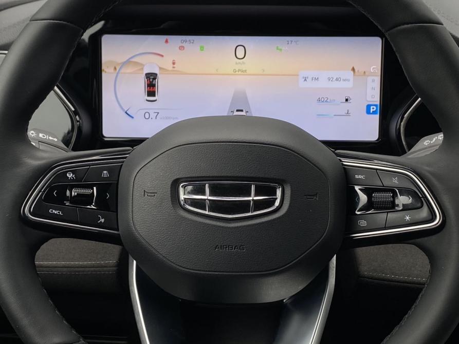 Geely Monjaro I Москва  - изображение 16