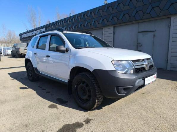 Renault Duster I Рестайлинг с пробегом 2017 года, цена 855 000 рублей, 100387 км, внедорожник, Автокод Объявления