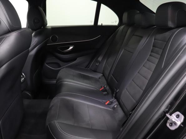 Mercedes-Benz E-Класс V (W213 S213 C238) с пробегом 2019 года, цена 2 899 900 рублей, 123726 км, седан, Автокод Объявления