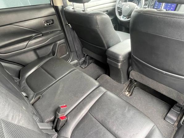 Mitsubishi Outlander III Рестайлинг 2 с пробегом 2015 года, цена 1 720 000 рублей, 185720 км, внедорожник, Автокод Объявления