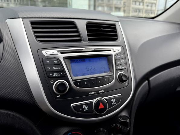 Hyundai Solaris I с пробегом 2011 года, цена 680 000 рублей, 233670 км, хэтчбек, Автокод Объявления