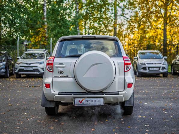 Toyota RAV4 III (XA30) Рестайлинг с пробегом 2011 года, цена 977 000 рублей, 327082 км, внедорожник, Автокод Объявления