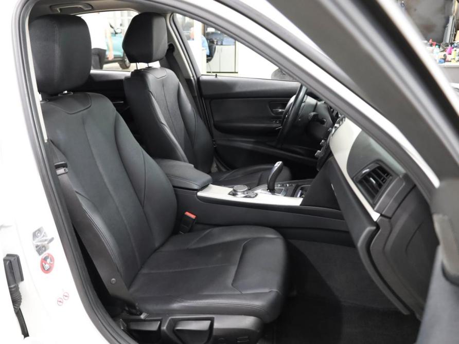 BMW 3 серии VI (F3x) Ростов-на-Дону  - изображение 8