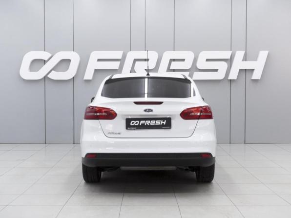 Ford Focus III Рестайлинг с пробегом 2015 года, цена 950 000 рублей, 218001 км, седан, Автокод Объявления