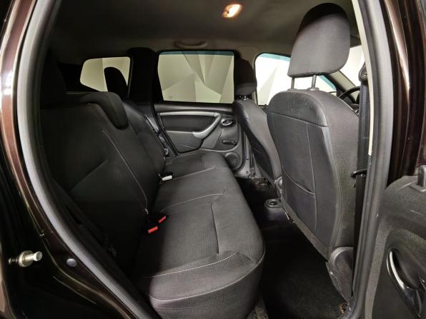Renault Duster I Рестайлинг с пробегом 2019 года, цена 1 015 000 рублей, 300323 км, внедорожник, Автокод Объявления