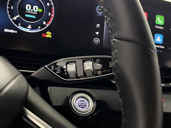 Omoda C5 I Рестайлинг с пробегом 2024 года, цена 2 350 000 рублей, 21000 км, внедорожник, Автокод Объявления