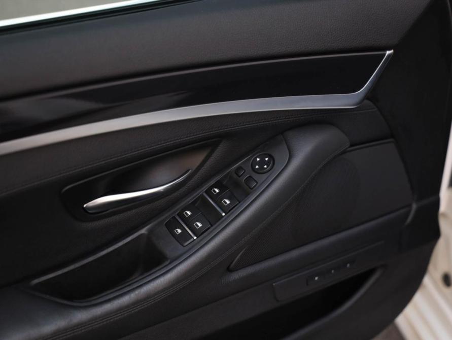 BMW 5 серии VI (F10/F11/F07) Рестайлинг Санкт-Петербург  - изображение 22