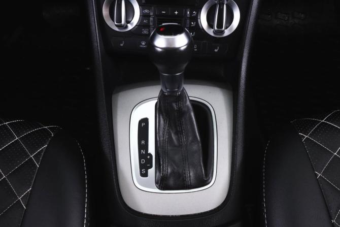 Audi Q3 I (8U) с пробегом 2012 года, цена 1 479 000 рублей, 324000 км, внедорожник, Автокод Объявления
