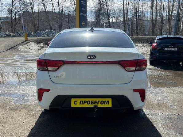 Kia Rio IV с пробегом 2017 года, цена 1 099 000 рублей, 183000 км, седан, Автокод Объявления