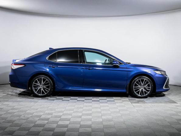 Toyota Camry VIII (XV70) Рестайлинг с пробегом 2021 года, цена 3 450 000 рублей, 55800 км, седан, Автокод Объявления