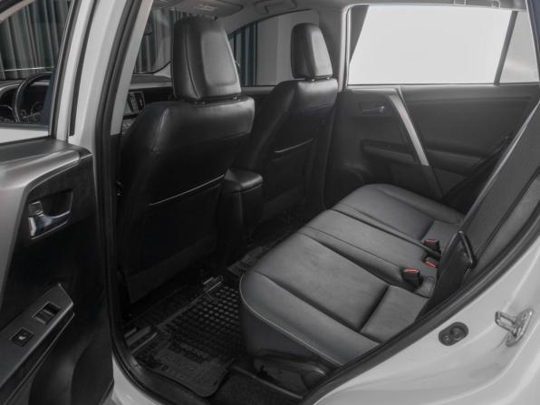 Toyota RAV4 IV (XA40) Рестайлинг с пробегом 2017 года, цена 2 999 000 рублей, 137463 км, внедорожник, Автокод Объявления