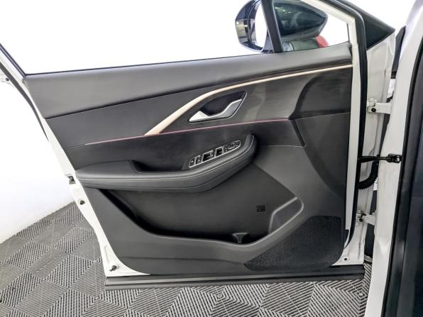 Omoda C5 I Рестайлинг с пробегом 2024 года, цена 2 175 000 рублей, 33931 км, внедорожник, Автокод Объявления