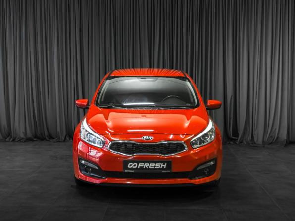 Kia Ceed II Рестайлинг с пробегом 2016 года, цена 980 000 рублей, 170325 км, хэтчбек, Автокод Объявления