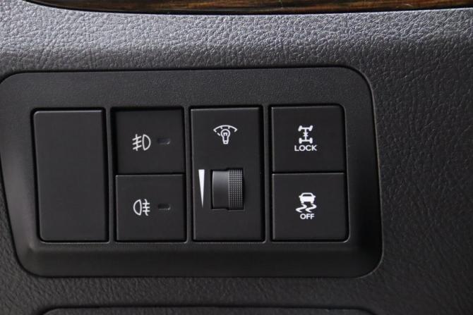 Hyundai Santa Fe II Рестайлинг с пробегом 2011 года, цена 1 395 950 рублей, 179741 км, внедорожник, Автокод Объявления