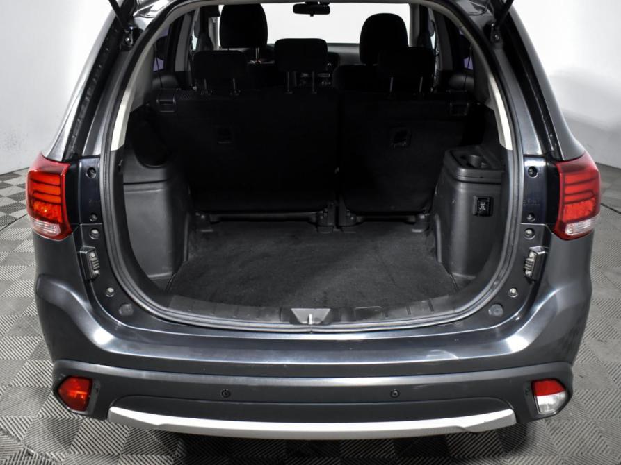 Mitsubishi Outlander III Рестайлинг 2 Санкт-Петербург  - изображение 20