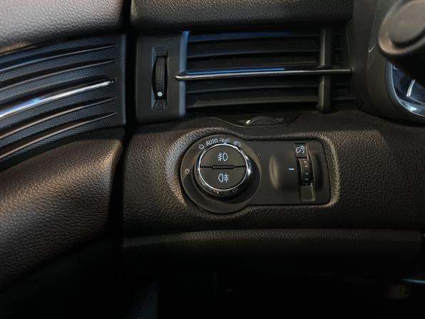 Chevrolet Malibu VIII с пробегом 2012 года, цена 1 200 000 рублей, 124312 км, седан, Автокод Объявления