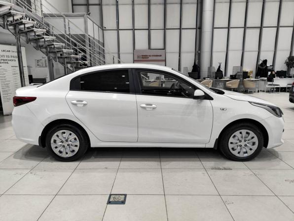 Kia Rio IV с пробегом 2017 года, цена 1 020 000 рублей, 157610 км, седан, Автокод Объявления