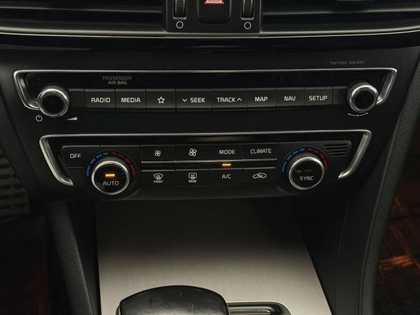 Kia Optima IV Рестайлинг с пробегом 2018 года, цена 1 800 000 рублей, 118146 км, седан, Автокод Объявления