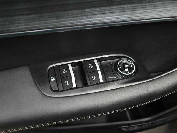 Chery Tiggo 7 Pro Max I с пробегом 2023 года, цена 2 450 000 рублей, 11728 км, внедорожник, Автокод Объявления