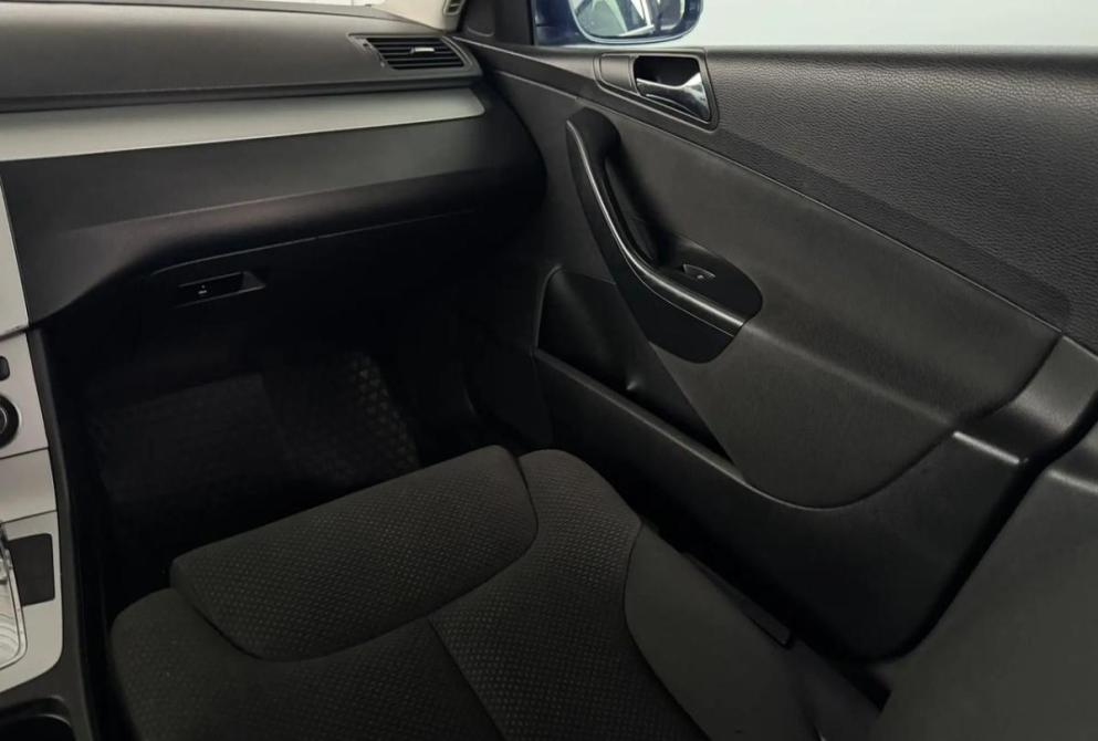 Volkswagen Passat B6 Киров  - изображение 13