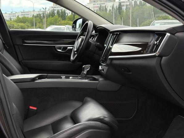 Volvo S90 II с пробегом 2018 года, цена 2 570 000 рублей, 116905 км, седан, Автокод Объявления