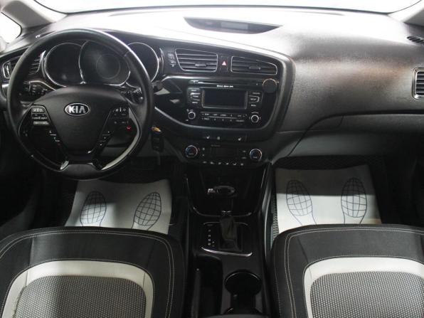 Kia Ceed II с пробегом 2013 года, цена 900 000 рублей, 196200 км, хэтчбек, Автокод Объявления