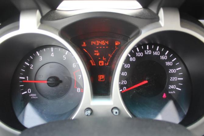 Nissan Juke I с пробегом 2012 года, цена 750 000 рублей, 143463 км, внедорожник, Автокод Объявления