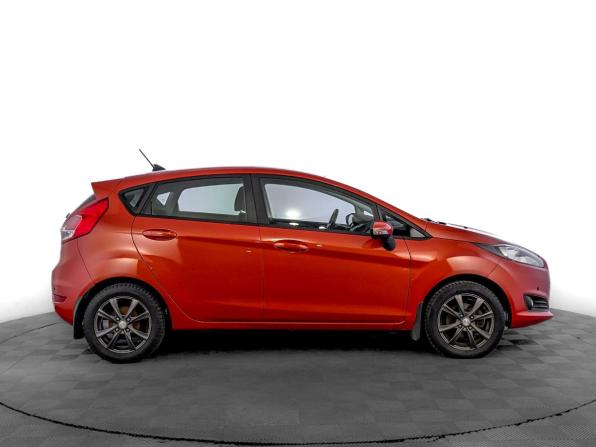 Ford Fiesta Mk6 Рестайлинг с пробегом 2019 года, цена 1 150 000 рублей, 62154 км, хэтчбек, Автокод Объявления